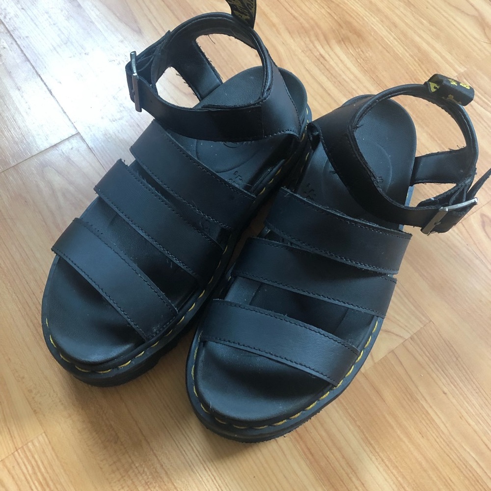 Dr Martens Blaire Sandal